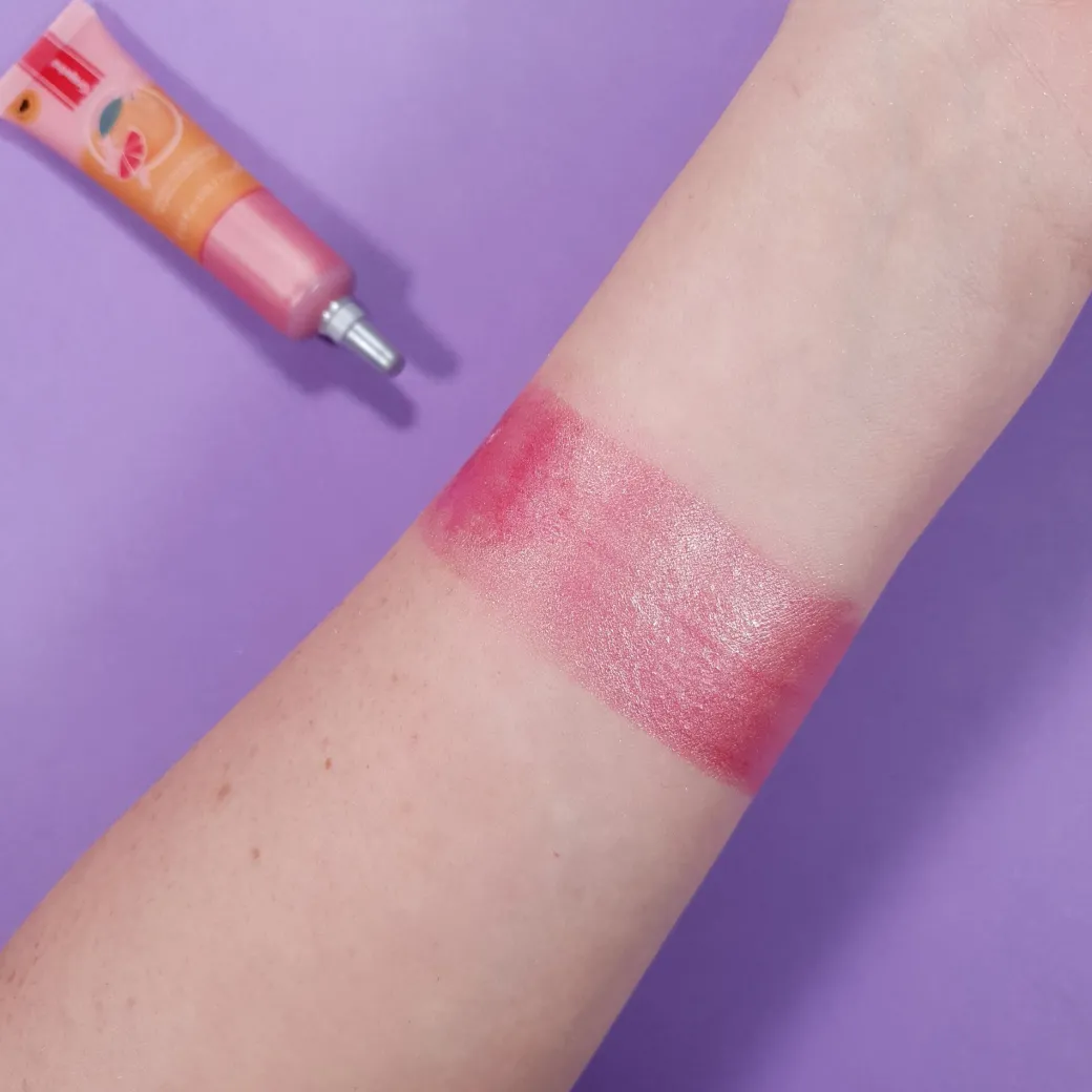 I Heart Revolution Grapefruit Fizz Highlighter