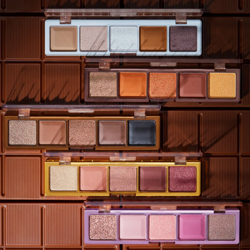 I Heart Revolution Mini Chocolate Eyeshadow Palette Milk Chocolate Ganache