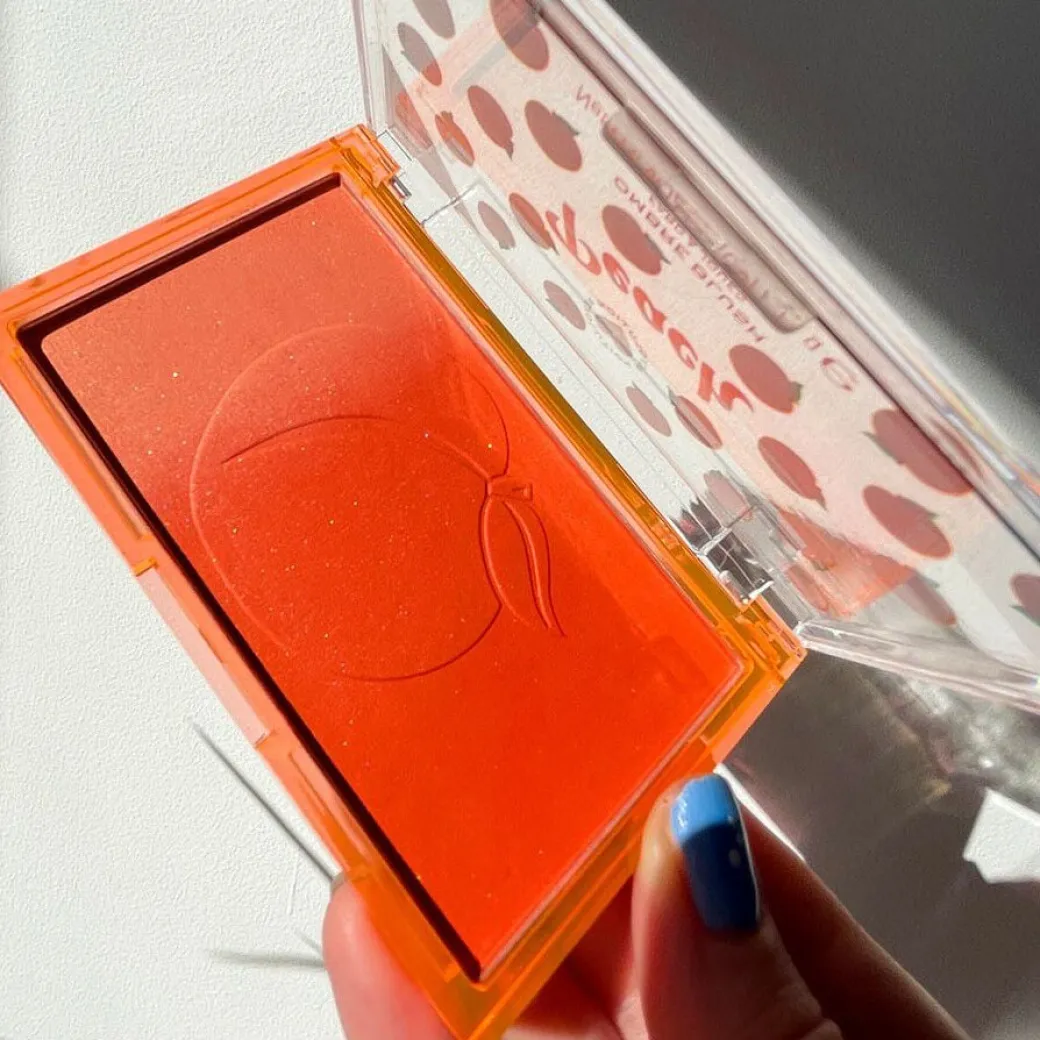 I Heart Revolution Peach Ombre Blusher