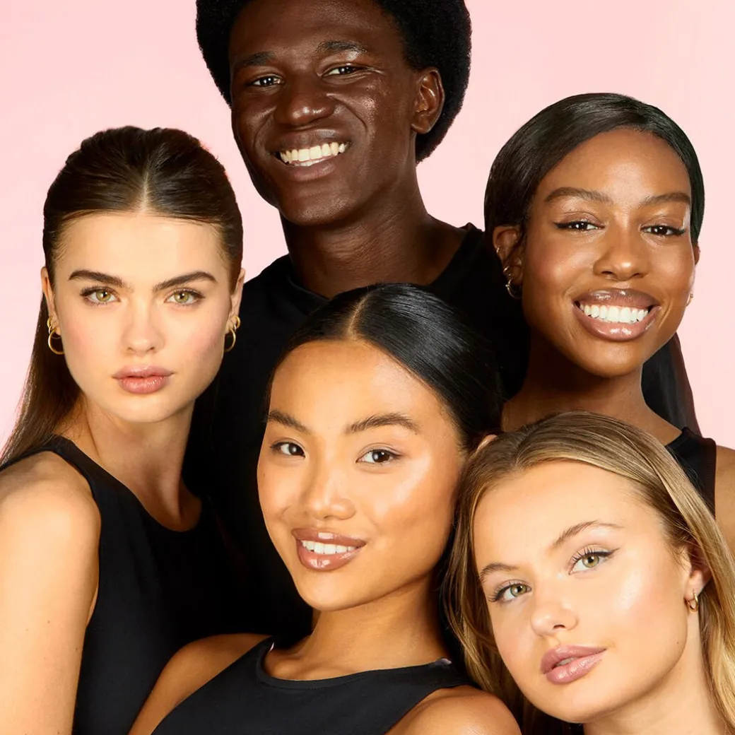 Makeup Revolution Bright Light Face Glow Luminous Deep