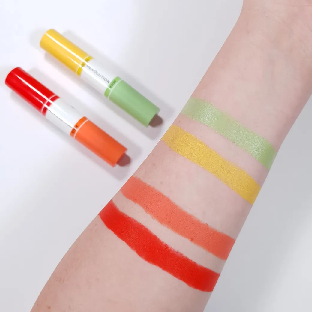 Makeup Revolution Colour Correcting Stick Yellow & Green