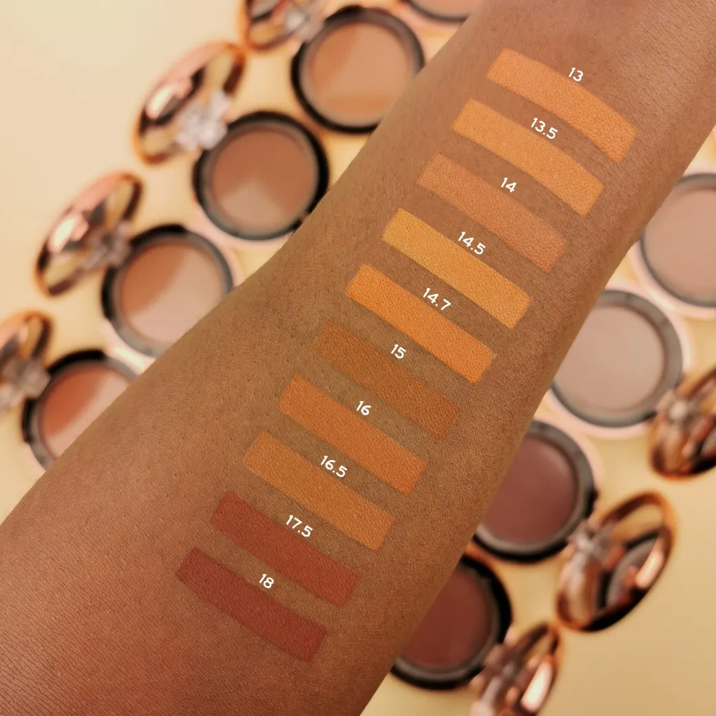 Makeup Revolution Conceal & Define Powder Foundation