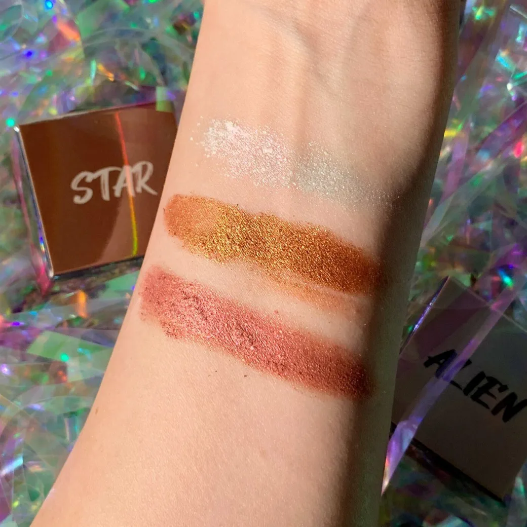 Makeup Revolution Cosmic Trip Loose Pigment Star