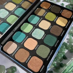 Makeup Revolution Crystal Aura Forever Flawless Eyeshadow Palette Aventurine