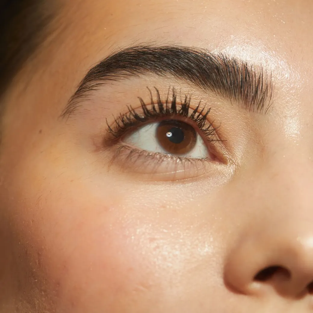 Makeup Revolution 5D Whip Lift Waterproof Mascara