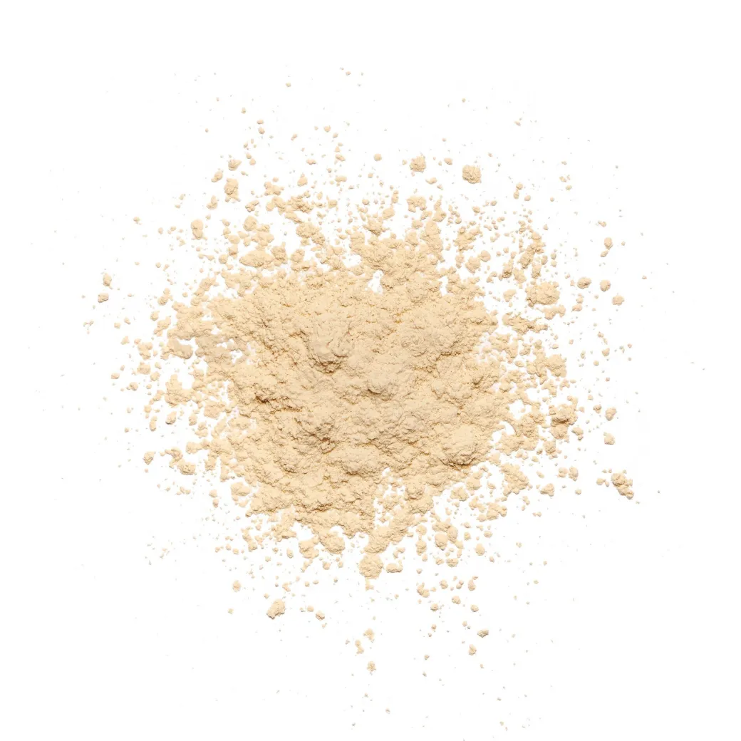 Makeup Revolution Loose Baking Powder Banana Light