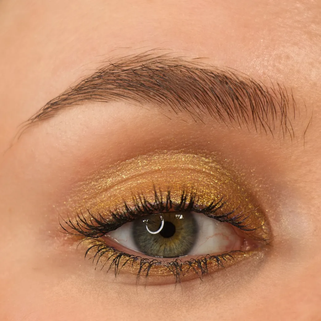 Makeup Revolution Mousse Shadow Gold