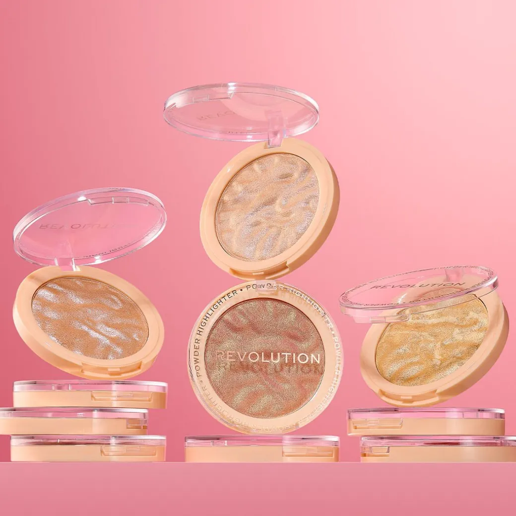 Makeup Revolution Reloaded Highlighter Make an Impact