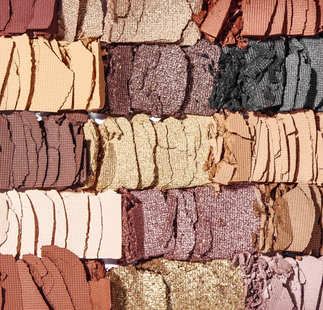 Revolution Reloaded Eyeshadow Palette Velvet Rose