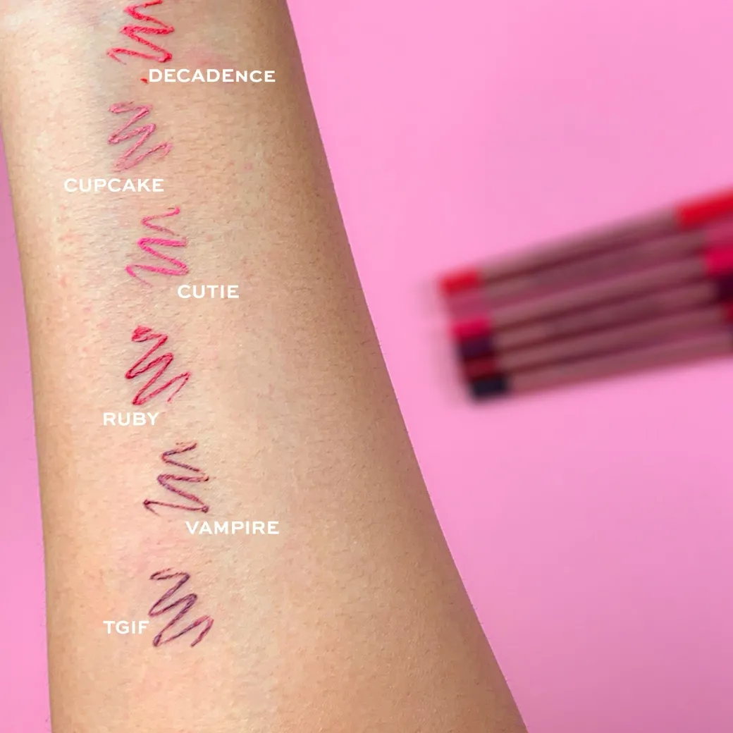 Revolution Satin Kiss Lipliner Heart Race Peach Nude